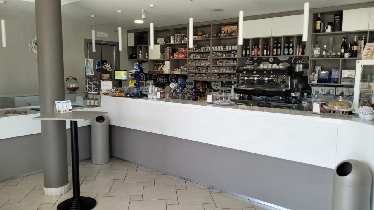 B&B Caffe โนซิ ภายนอก รูปภาพ